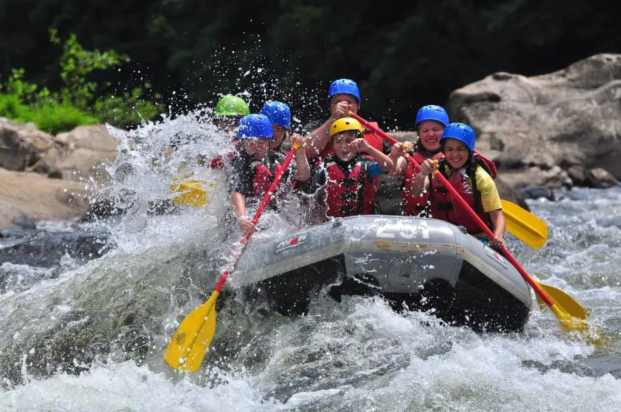 rafting.jpeg